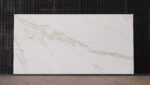 Marmuro imitacijos plytelė New Calacatta YLMWH005 – 3200x1600x12 mm